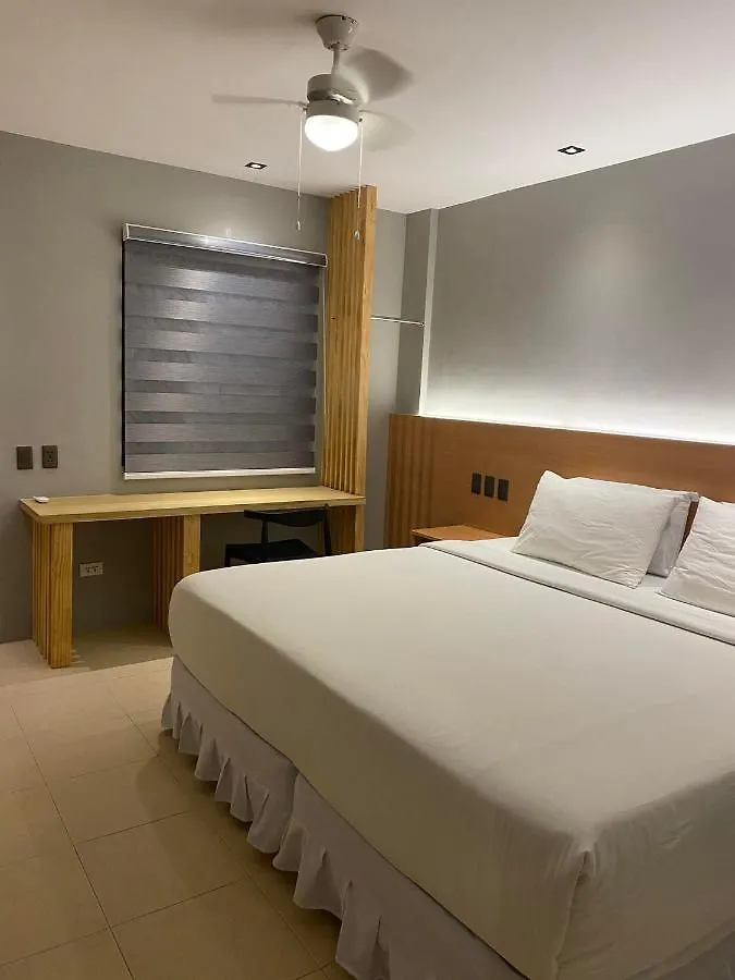 Mayfair Resort Panglao
