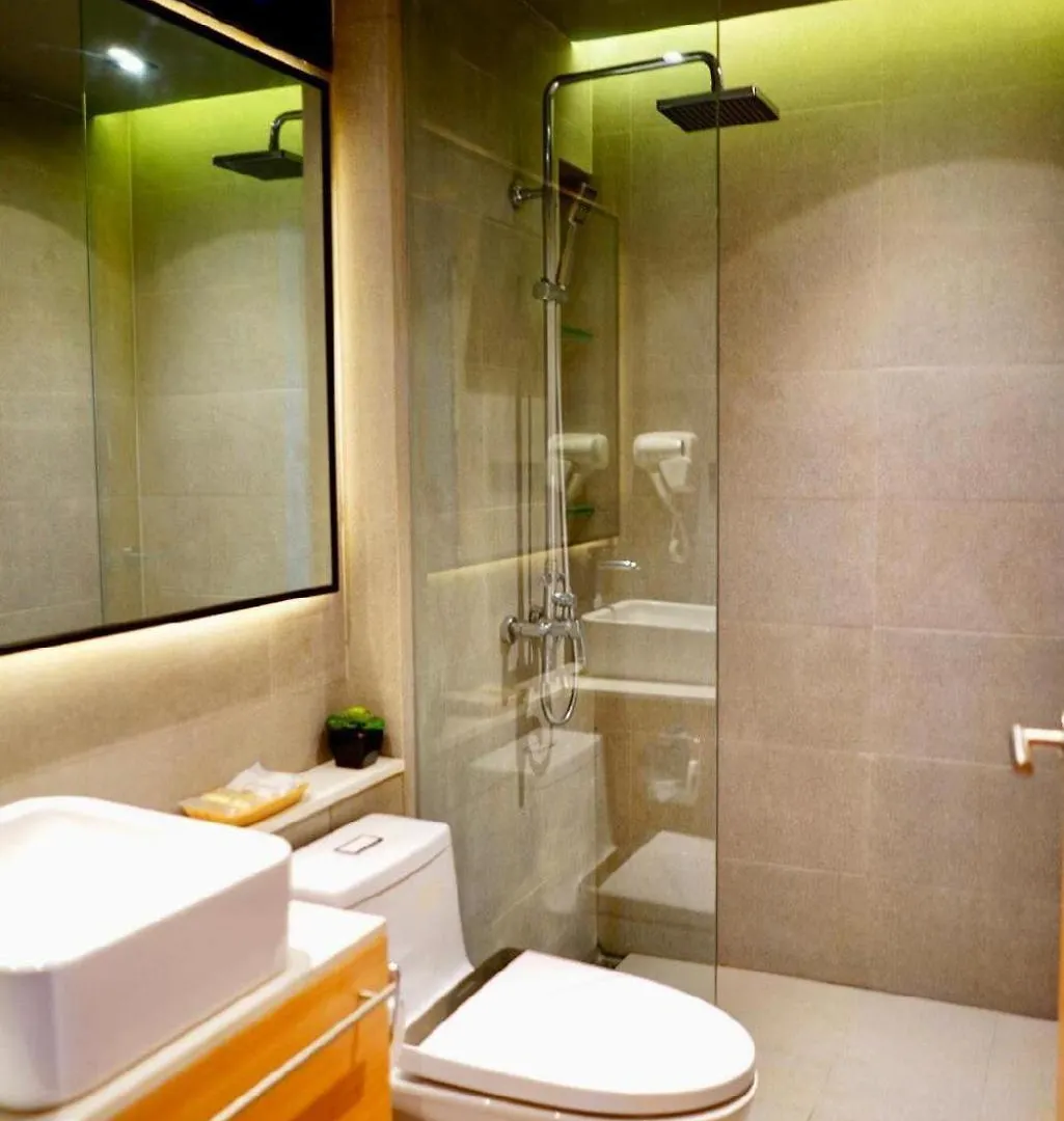 Mayfair Resort Panglao
